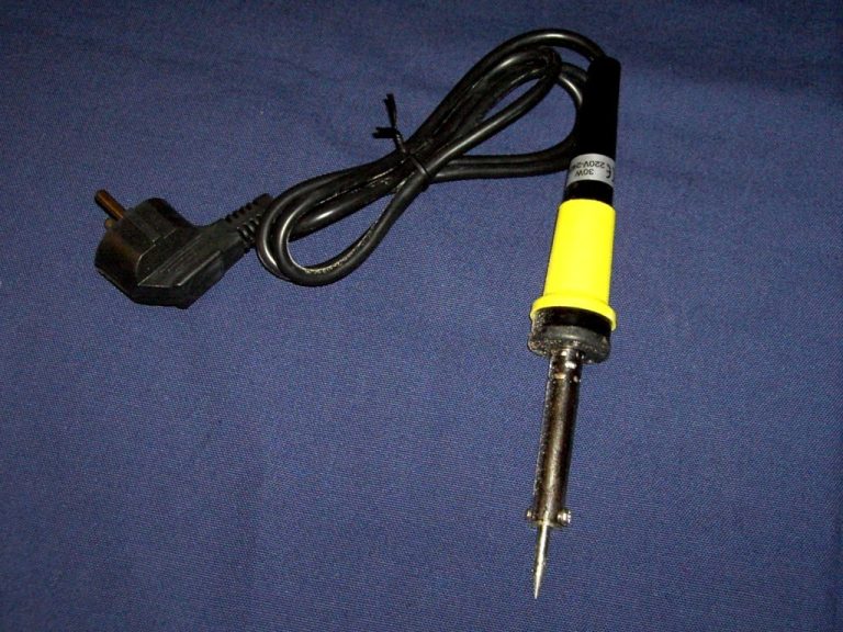Best soldering irons for electronics and Arduino projects